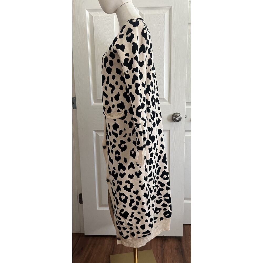 HERA COLLECTION Leopard Print Distressed Hem Button Maxi Cardigan - Picture 5 of 12